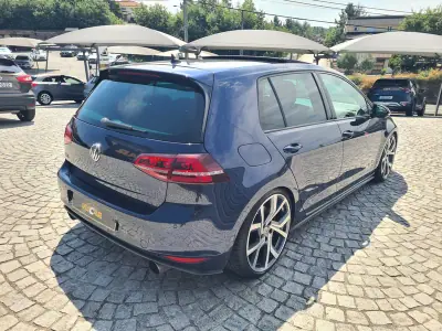 Volkswagen Polo 2014 - 19990 EUR, 85000 km - AUTO.MOTO.pt - 85000km - foto 5 de 24