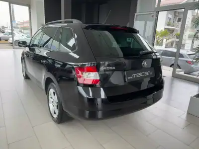Skoda Fabia Break 2016 - 8490 EUR, 184591 km - AUTO.MOTO.pt - 184591km - foto 18 de 21