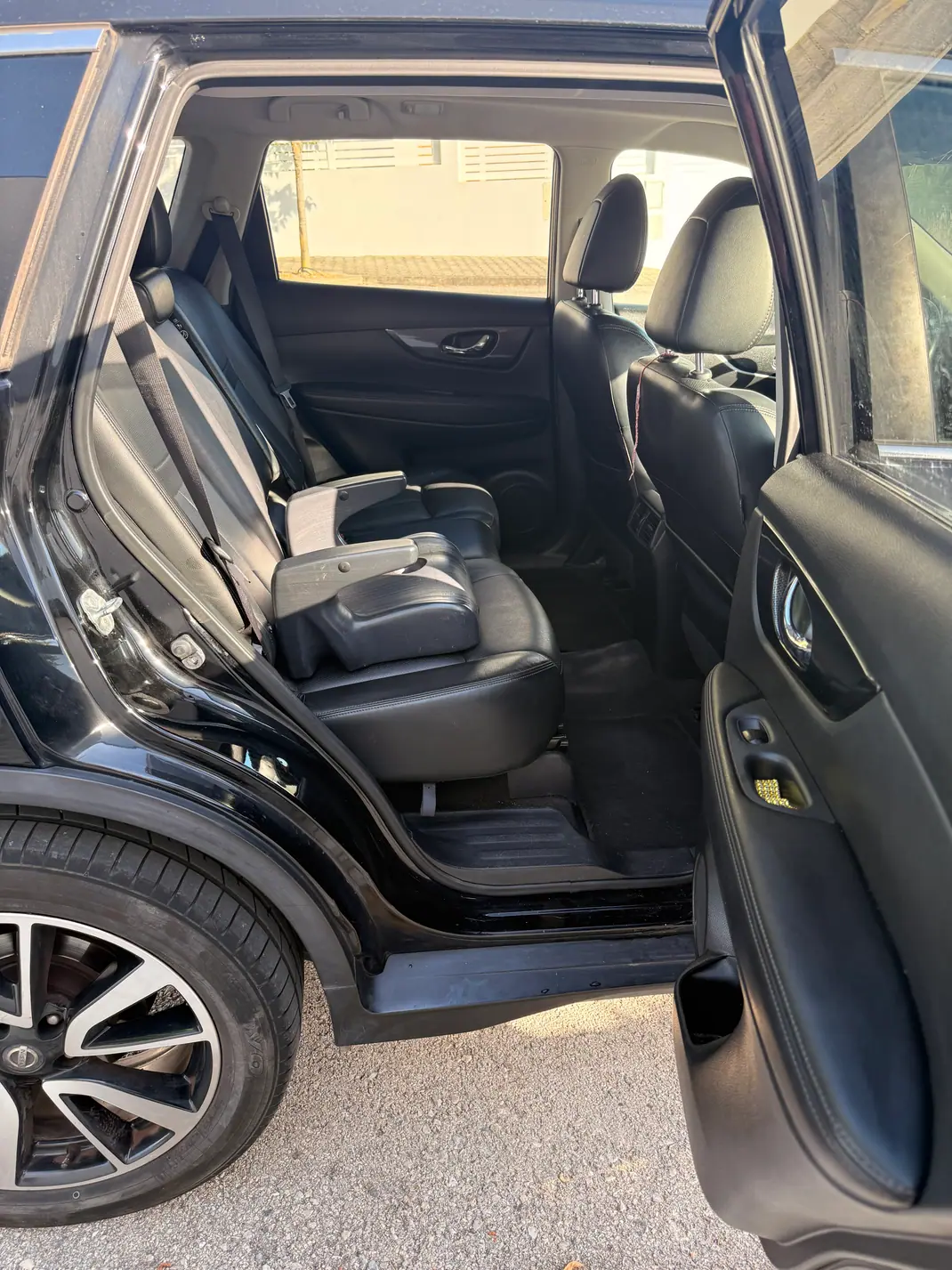 Nissan X-Trail 2017 - 16890 EUR, 169000 km - AUTO.MOTO.pt - 169000km - foto 10 de 11