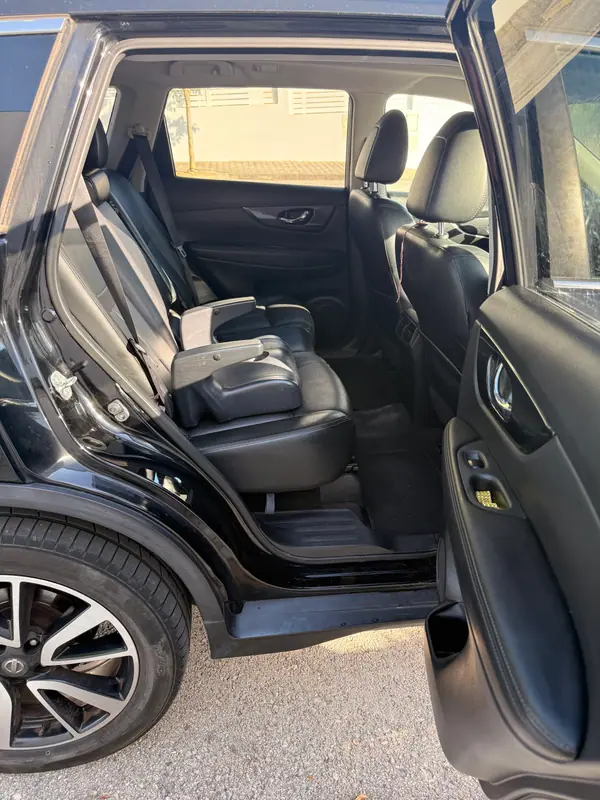 Nissan X-Trail 2017 - 16490 EUR, 169000 km - AUTO.MOTO.pt - 169000km - foto 10 de 11