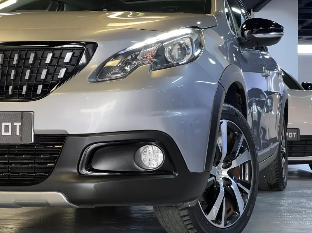 Peugeot 2008 2016 - 10990 EUR, 60000 km - 60000km - foto 29 de 60