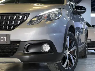 Peugeot 2008 2016 - 10990 EUR, 60000 km - AUTO.MOTO.pt - 60000km - foto 29 de 60
