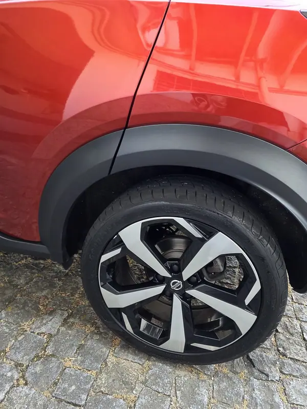 Nissan Juke 2021 - 16549 EUR, 43400 km - AUTO.MOTO.pt - 43400km - foto 13 de 14
