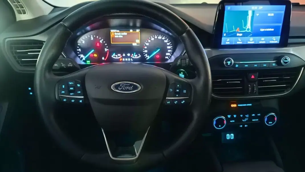 Ford Focus 2020 - 16990 EUR, 121900 km - 121900km - foto 12 de 16
