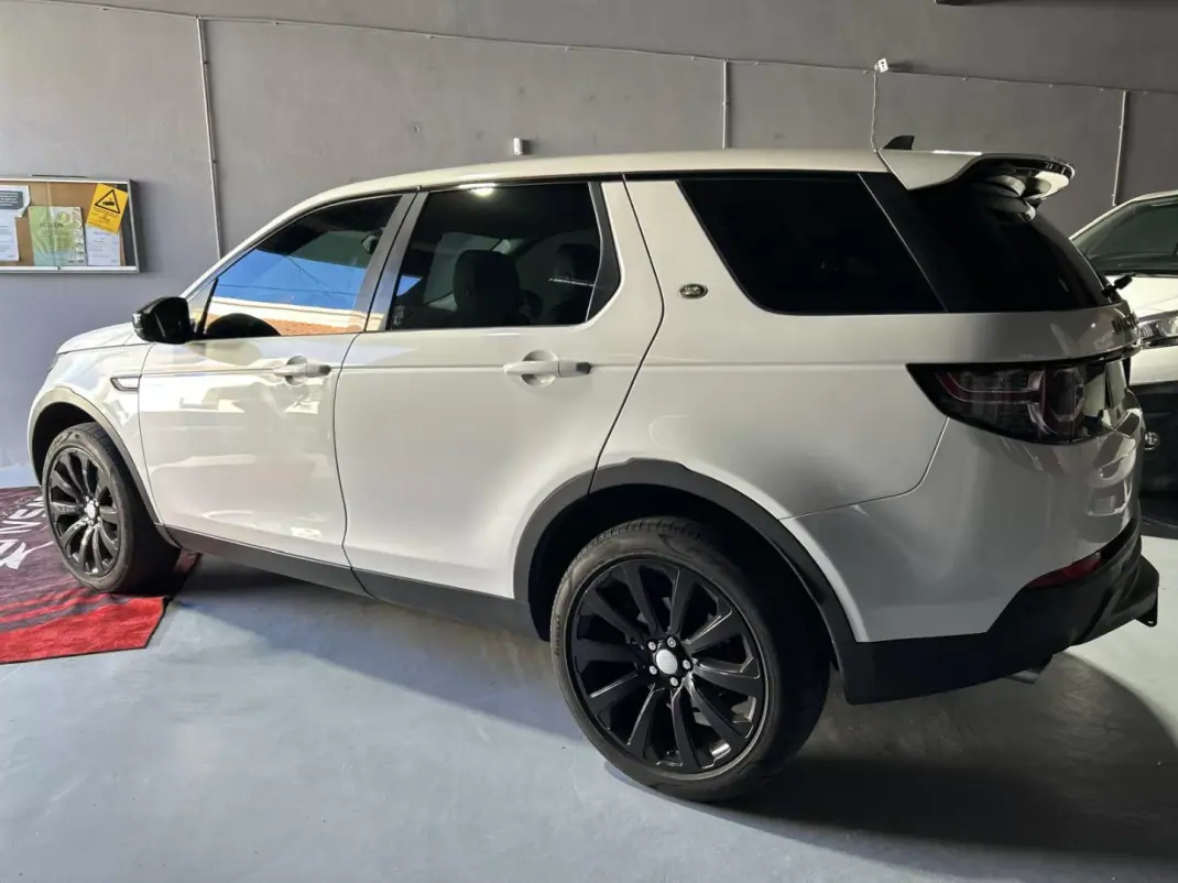 Land Rover Discovery Sport 2015 - 25000 EUR, 172320 km - 172320km - foto 3 de 4