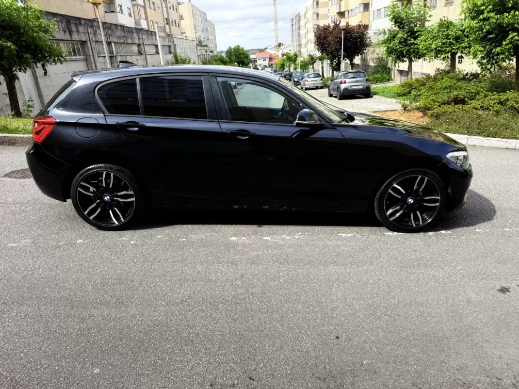 BMW 116 2016 - 11750 EUR, 180000 km - AUTO.MOTO.pt - 180000km - foto 9 de 15