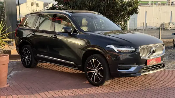 Volvo XC 90 2021 - 43990 EUR, 104000 km - AUTO.MOTO.pt - 104000km - foto 12 de 47