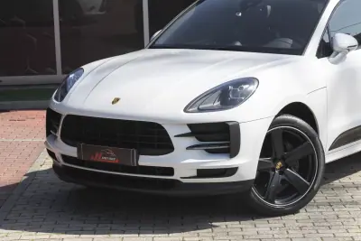 Porsche Macan 2018 - 53900 EUR, 89600 km - AUTO.MOTO.pt - 89600km - foto 7 de 40