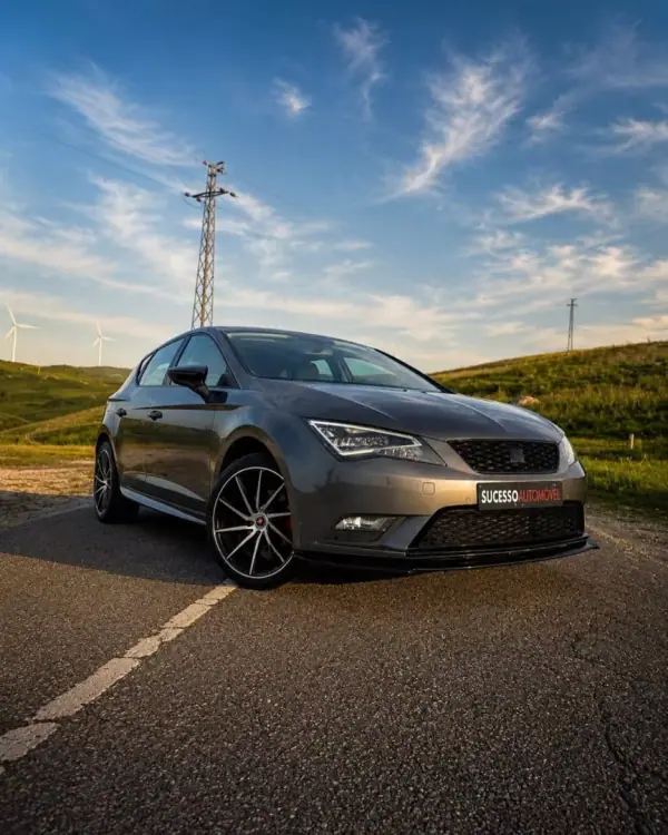 SEAT Leon 1.6 TDI Style Ecomotive 2015 Diesel — 147 368 km · Braga SEAT Leon 1.6 TDI Style Ecomotive 2015 Diesel