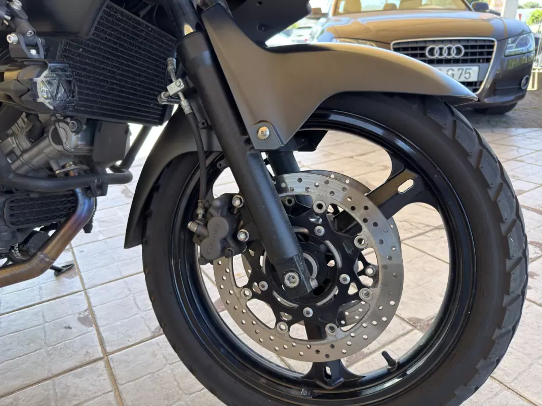 Suzuki DL 2007 - 3950 EUR, 61720 km - AUTO.MOTO.pt - 61720km - foto 25 de 28