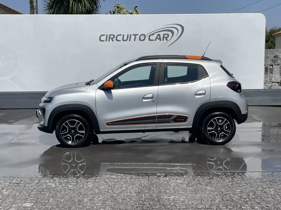 Dacia Spring 2021 - 10850 EUR, 17296 km - AUTO.MOTO.pt - 17296km - foto 2 de 32