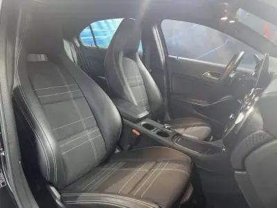 Mercedes-Benz A 200 2016 - 18450 EUR, 188000 km - AUTO.MOTO.pt - 188000km - foto 29 de 42