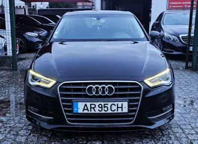 Audi A3 2014 - 13999 EUR, 208000 km - AUTO.MOTO.pt - 208000km - foto 4 de 15