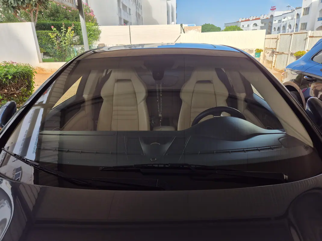 Porsche Panamera 2010 - 39500 EUR, 100000 km - AUTO.MOTO.pt - 100000km - foto 5 de 10