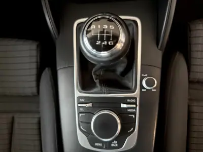 Audi A3 Sportback 2016 - 16000 EUR, 158000 km - AUTO.MOTO.pt - 158000km - foto 69 de 94