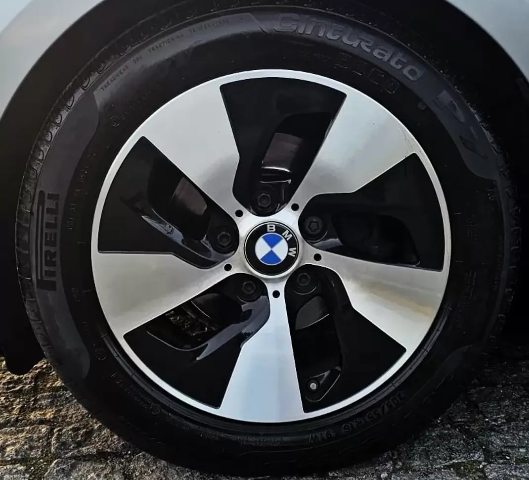 BMW 116 2012 - 10999 EUR, 280000 km - AUTO.MOTO.pt - 280000km - foto 13 de 24