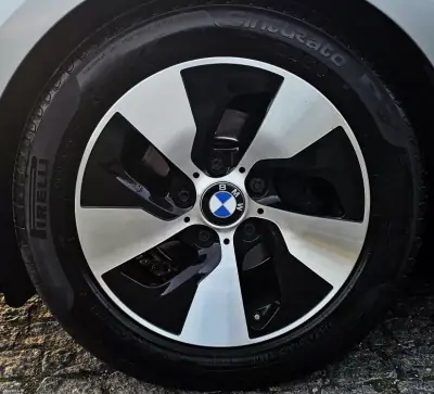 BMW 116 2012 - 10999 EUR, 280000 km - AUTO.MOTO.pt - 280000km - foto 13 de 24