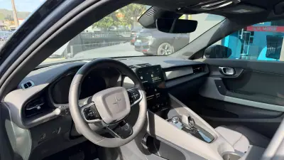 Polestar 2 2021 — foto 6 de 12