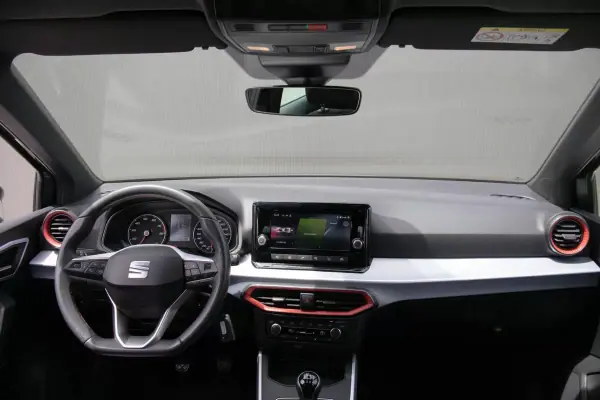 SEAT Arona 2023 - 18390 EUR, 14160 km - AUTO.MOTO.pt - 14160km - foto 21 de 34