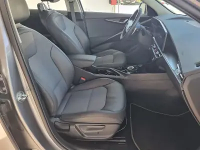 Kia e-Niro 2023 - 26900 EUR, 54000 km - AUTO.MOTO.pt - 54000km - foto 9 de 15