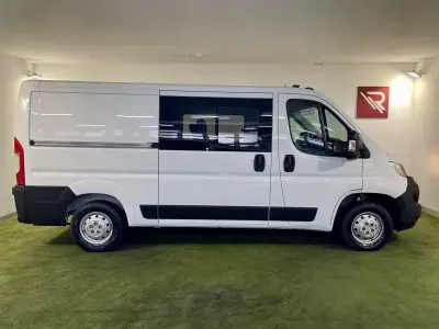 Opel Movano 2023 - 29500 EUR, 82000 km - AUTO.MOTO.pt - 82000km - foto 9 de 30