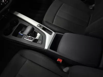Audi A4 Avant 2020 - 26950 EUR, 165057 km - AUTO.MOTO.pt - 165057km - foto 39 de 47