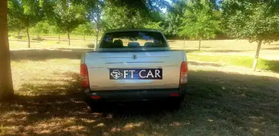 SsangYong Actyon Sports 2008 - 9990 EUR, 134000 km - AUTO.MOTO.pt - 134000km - foto 4 de 24