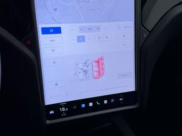 Tesla Model S 2018 - 25900 EUR, 240392 km - AUTO.MOTO.pt - 240392km - foto 34 de 37