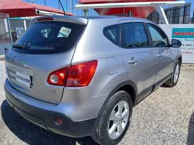 Nissan Qashqai 2008 - 7350 EUR, 167419 km - 167419km - foto 10 de 26