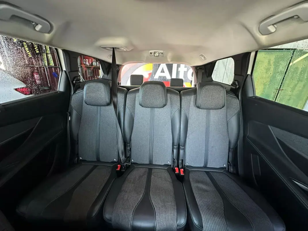 Peugeot 5008 2021 - 25900 EUR, 124114 km - AUTO.MOTO.pt - 124114km - foto 26 de 30