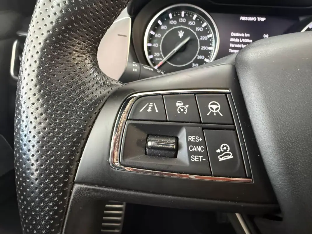 Maserati Ghibli 2021 - 62500 EUR, 45000 km - 45000km - foto 39 de 51