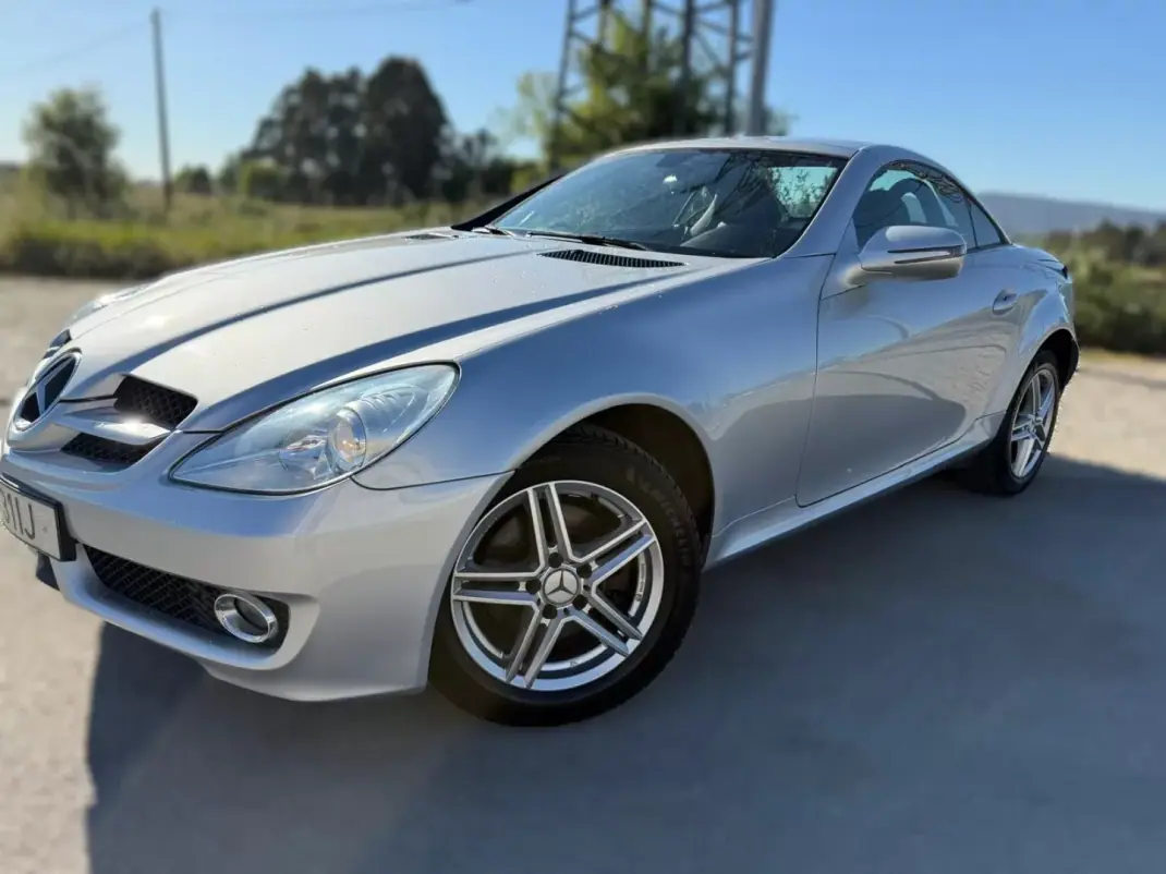 Mercedes-Benz SLK 200 2010 - 15750 EUR, 177500 km - AUTO.MOTO.pt - 177500km - foto 1 de 16