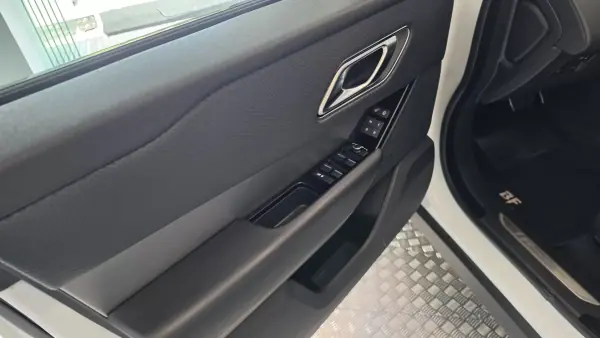 Land Rover Range Rover Velar 2018 - 27900 EUR, 193032 km - 193032km - foto 41 de 69