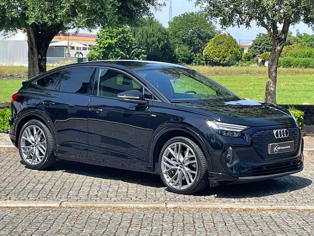 Audi Q4 Sportback e-tron 2022 - 41000 EUR, 54000 km - AUTO.MOTO.pt - 54000km - foto 4 de 28