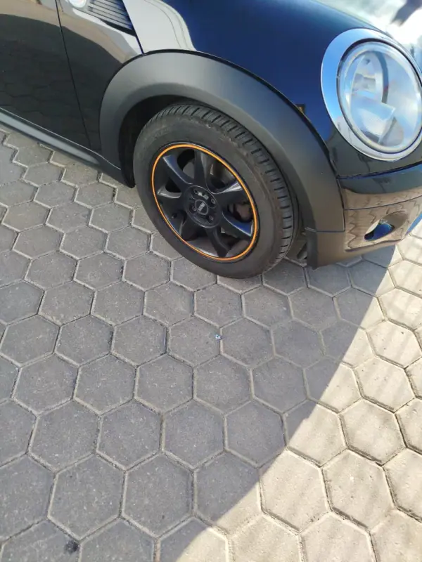 MINI Cooper 2010 - 8500 EUR, 272910 km - AUTO.MOTO.pt - 272910km - foto 10 de 14