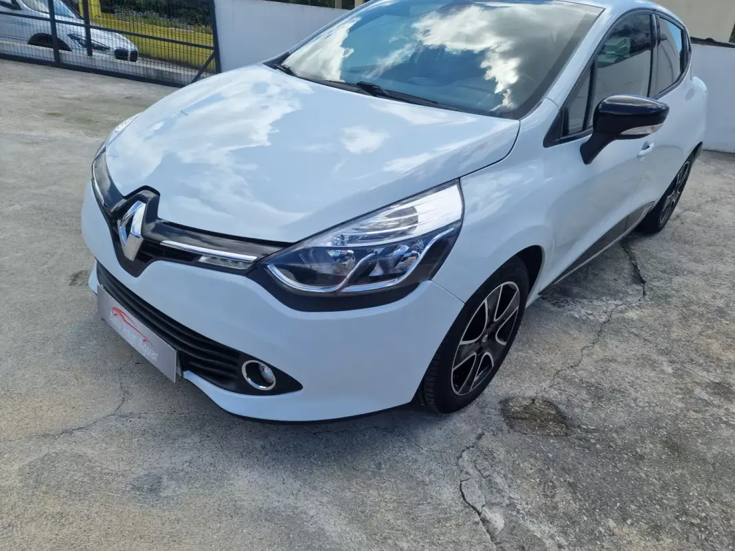 Renault Clio 2014 - 10490 EUR, 118020 km - AUTO.MOTO.pt - 118020km - foto 7 de 36