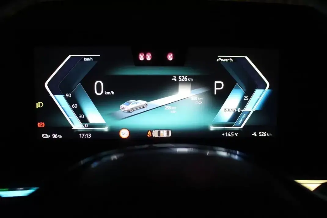 BMW i7 2024 - 84900 EUR, 4400 km - AUTO.MOTO.pt - 4400km - foto 35 de 50