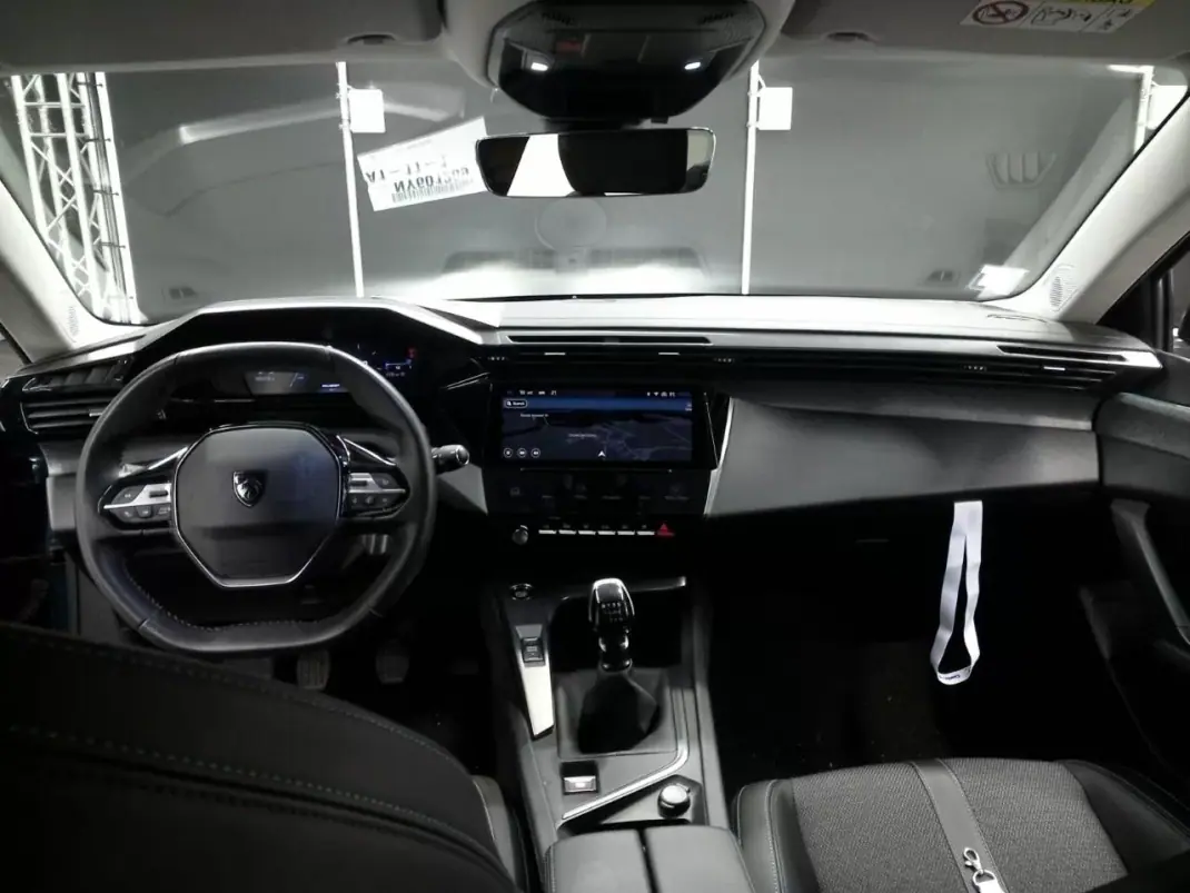 Peugeot 308 SW 2022 - 18250 EUR, 106279 km - AUTO.MOTO.pt - 106279km - foto 8 de 10