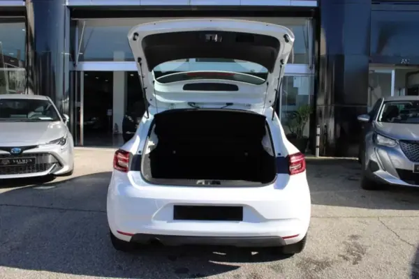 Renault Clio 2020 - 13900 EUR, 141315 km - AUTO.MOTO.pt - 141315km - foto 13 de 13
