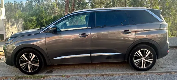 Peugeot 5008 allure pack 2021 Diesel