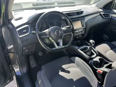 Nissan Qashqai 2018 - 15500 EUR, 200000 km - 200000km - foto 26 de 68