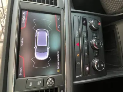 SEAT Leon 2020 - 16900 EUR, 89780 km - AUTO.MOTO.pt - 89780km - foto 4 de 12
