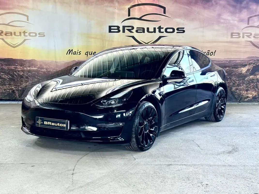 Tesla Model 3 2022 - 35900 EUR, 65444 km - AUTO.MOTO.pt - 65444km - foto 1 de 29