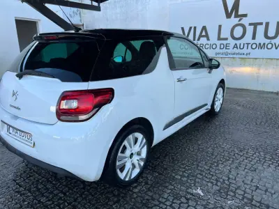 Citroën DS3 2010 - 6500 EUR, 220000 km - AUTO.MOTO.pt - 220000km - foto 8 de 11