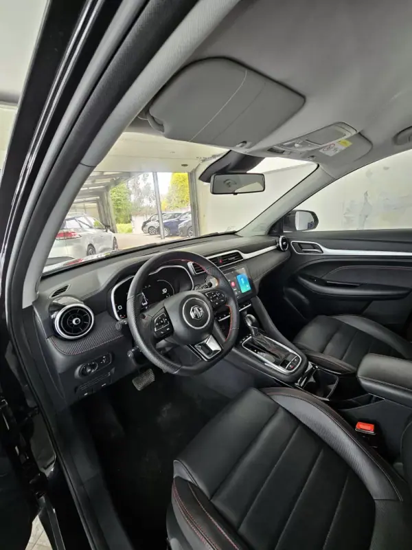 MG ZS 2025 - 23500 EUR, 20197 km - AUTO.MOTO.pt - 20197km - foto 40 de 41