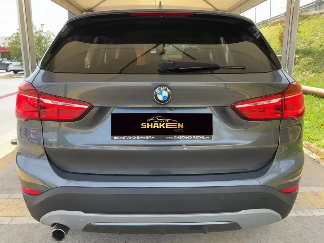 BMW X1 2017 - 18990 EUR, 132432 km - 132432km - foto 4 de 13