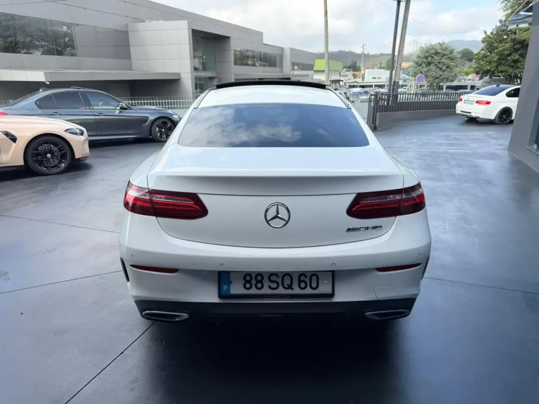 Mercedes-Benz E 220 2017 - 36900 EUR, 165000 km - AUTO.MOTO.pt - 165000km - foto 4 de 13