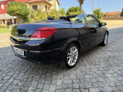 Opel Astra Cabrio 2006 - 7499 EUR, 97000 km - 97000km - foto 6 de 25