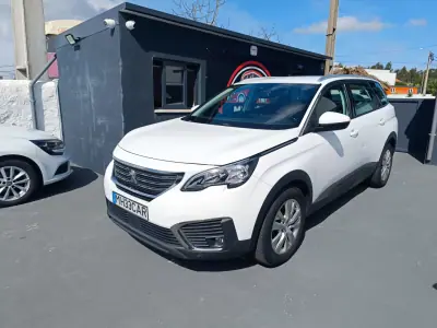 Peugeot 5008 2019 - 14900 EUR, 203649 km - AUTO.MOTO.pt - 203649km - foto 2 de 34