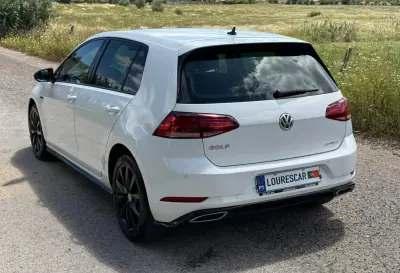 Volkswagen Golf 2019 - 13995 EUR, 169500 km - AUTO.MOTO.pt - 169500km - foto 5 de 41